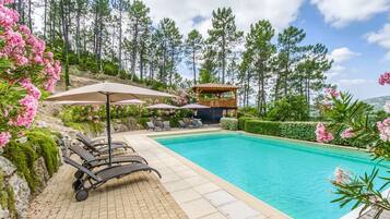 Villa | Pool | Indoor pool, outdoor pool