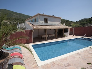 Exterior - Modern Villa in Roquebrun With Private Pool (Roquebrun)