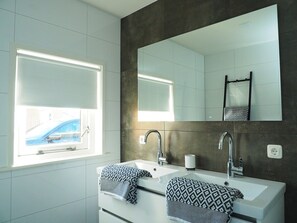 Ferienhaus | Badezimmer | Dusche