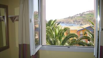 3 chambres, ameublement personnalisé, lits bébé (en supplément)