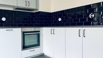 House | Private kitchen | Highchair, cookware/dishes/utensils