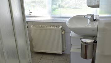 Villa | Bathroom