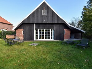 Exterior - Holiday Home With Sauna, Private Heated Pool in Aalten (Aalten)