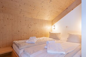 Chalet | 4 Schlafzimmer, individuell eingerichtet, Bügeleisen/Bügelbrett