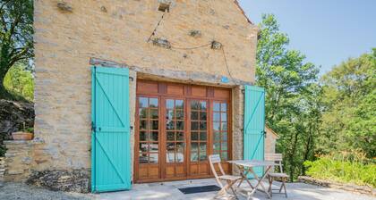 Dordogne Poolside Escape