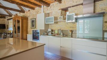 House | Private kitchen