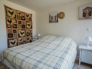 House | Room amenity - Dordogne Poolside Escape (Lavercantiere)