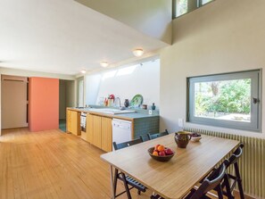 Dining - Modern Holiday Home in Caseneuve With a Private Pool (Caseneuve)