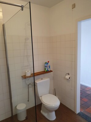 House | Bathroom - Cosy Holiday Home on Lake Veere (Kamperland)