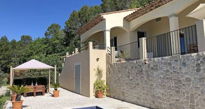 Top! Beautiful Villa With 4 Suites, Heated Private Pool, Panoramic View