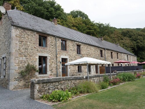 Lush Cottage in Vireux-wallerand With Terrace