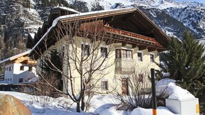 Exterior - Quaint Apartment in Längenfeld With Sauna (Laengenfeld)