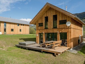 Chalet | Exterior