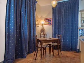 Dining - Gite With a Beautiful View of Farmlands in Trouville-sur-mer (Trouville-sur-Mer)