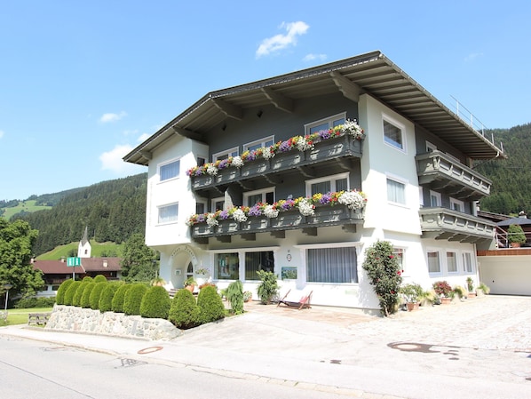 Apartment | Exterior