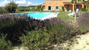 Unclassified image, 2 of 37, button - Spacious Family Villa With Pool and Views Over the Rolling Countryside (Saint-Michel-l'Observatoire)