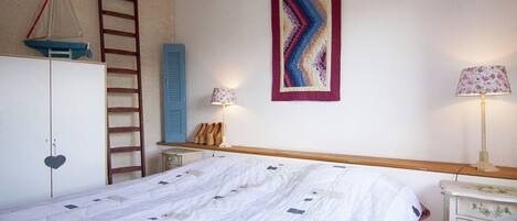 Cottage | Room amenity