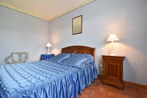 Rumah | 3 kamar tidur dan dilengkapi dengan perabotan berbeda-beda