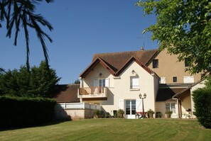 Exterior - Apartment in Faverolles Near the Beach (Villentrois-Faverolles-en-Berry)