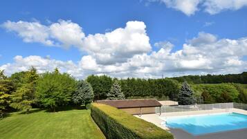 House | Kolam renang | Kolam renang terbuka