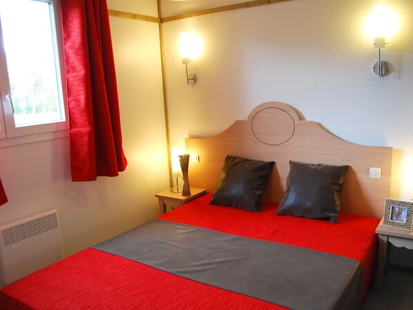 3 chambres, ameublement personnalisé, lits bébé