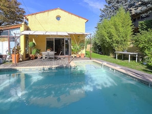 Outdoor pool - Amazing Holiday Home With Pool in Aix-en-provence (Aix-en-Provence)