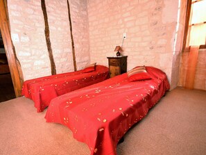 House | Room amenity - Cahors Countryside Retreat (Barguelonne-en-Quercy)