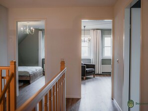 6 bedrooms, individually furnished, iron/ironing board, bed sheets - Stylish Holiday Home in Leende With Terrace (Leende)