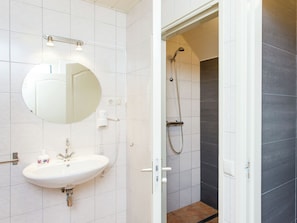 House | Bathroom