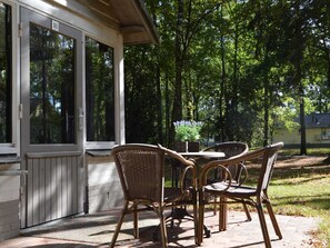 Balcony - Detached Cottage on Quiet Park (Stramproy)