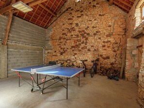 House | Game room - Cosy Holiday Home Near the Causses du Quercy (Lavercantiere)