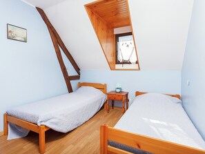 House | 4 bedrooms, individually furnished - Cosy Holiday Home Near the Causses du Quercy (Lavercantiere)