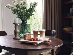 Dining - Apartment in Authentic, Rural Farmhouse (Callantsoog)