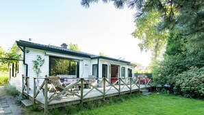 Unclassified image, 3 of 17, button - Sunny Cottage in Burgh-haamstede Zealand With Garden (Burgh-Haamstede)
