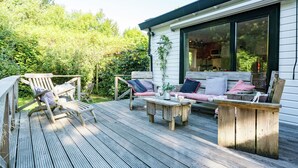 Unclassified image, 2 of 17, button - Sunny Cottage in Burgh-haamstede Zealand With Garden (Burgh-Haamstede)