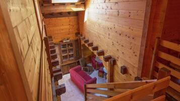 Chalet | Interior