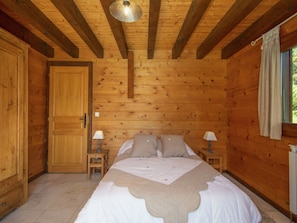 6 chambres, ameublement personnalisé