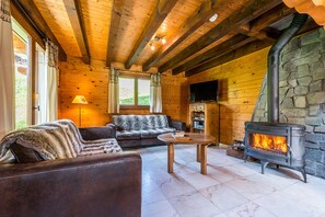 Chalet | Living room - Chalet in Chatel Near Les Portes du Soleil (Chatel)