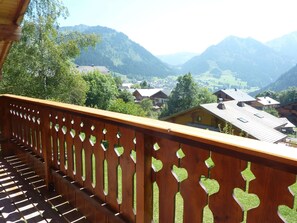 Property grounds - Chalet in Chatel Near Les Portes du Soleil (Chatel)
