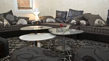 Apartment | Living room