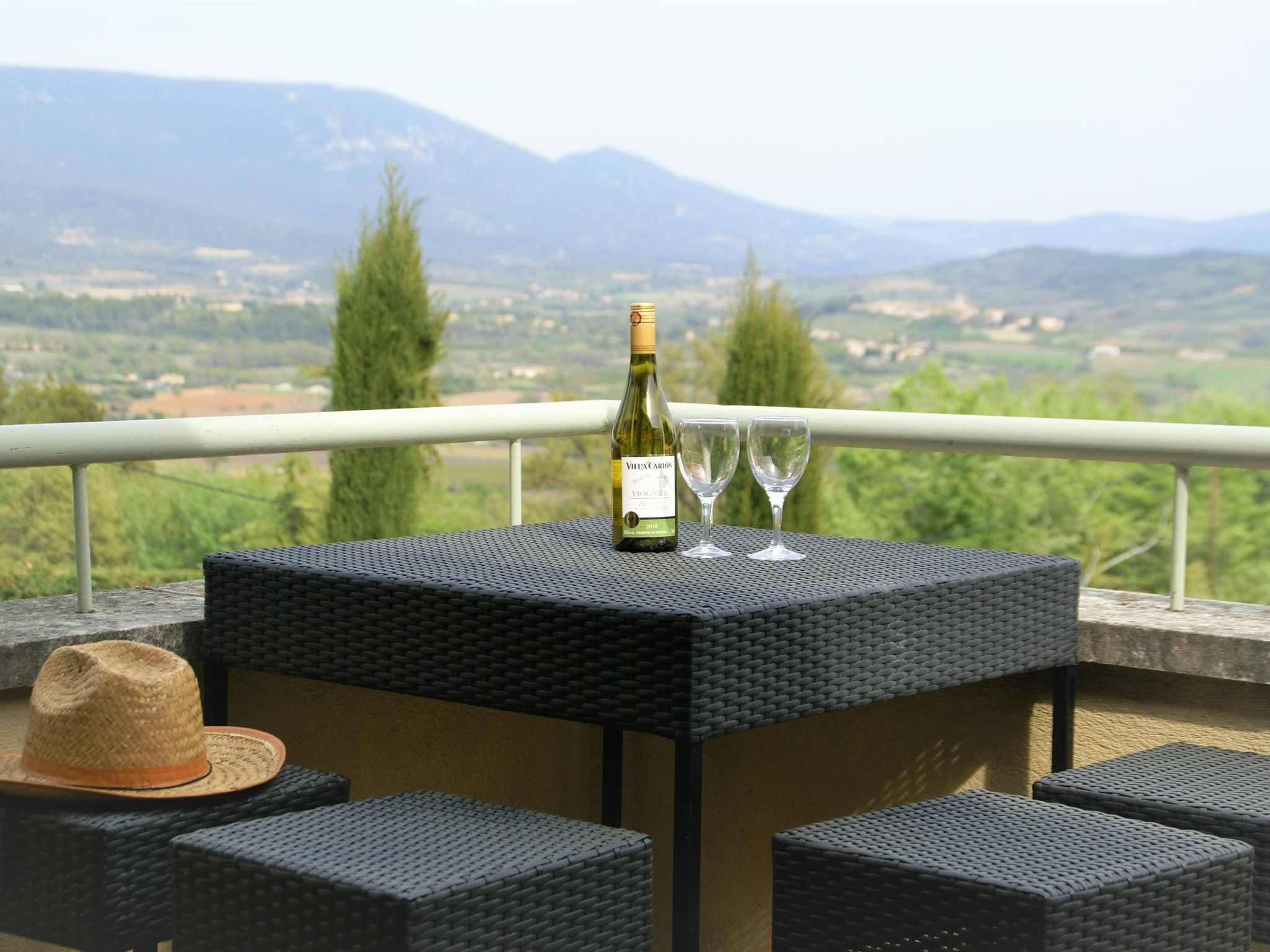 Vila | Balkon