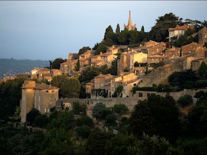 Exterior - Peaceful Villa in Saint-saturnin-lès-apt With Swimming Pool (Saint-Saturnin-les-Apt)
