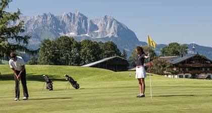 Scenic Holiday Home With Ski Storage, Parking, Balcony