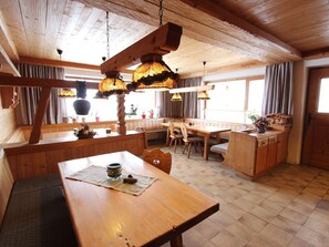 Dining - Scenic Holiday Home With Ski Storage, Parking, Balcony (Mariastein)