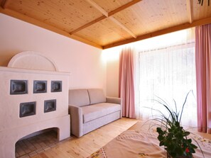 Living room - Peaceful Holiday Home in Leogang With Garden (Leogang)
