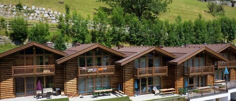 Chalet | Exterior