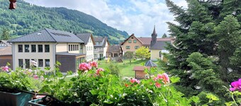 Renovated Mountain Retreat Stay