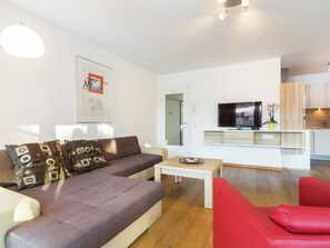Apartment | Living area