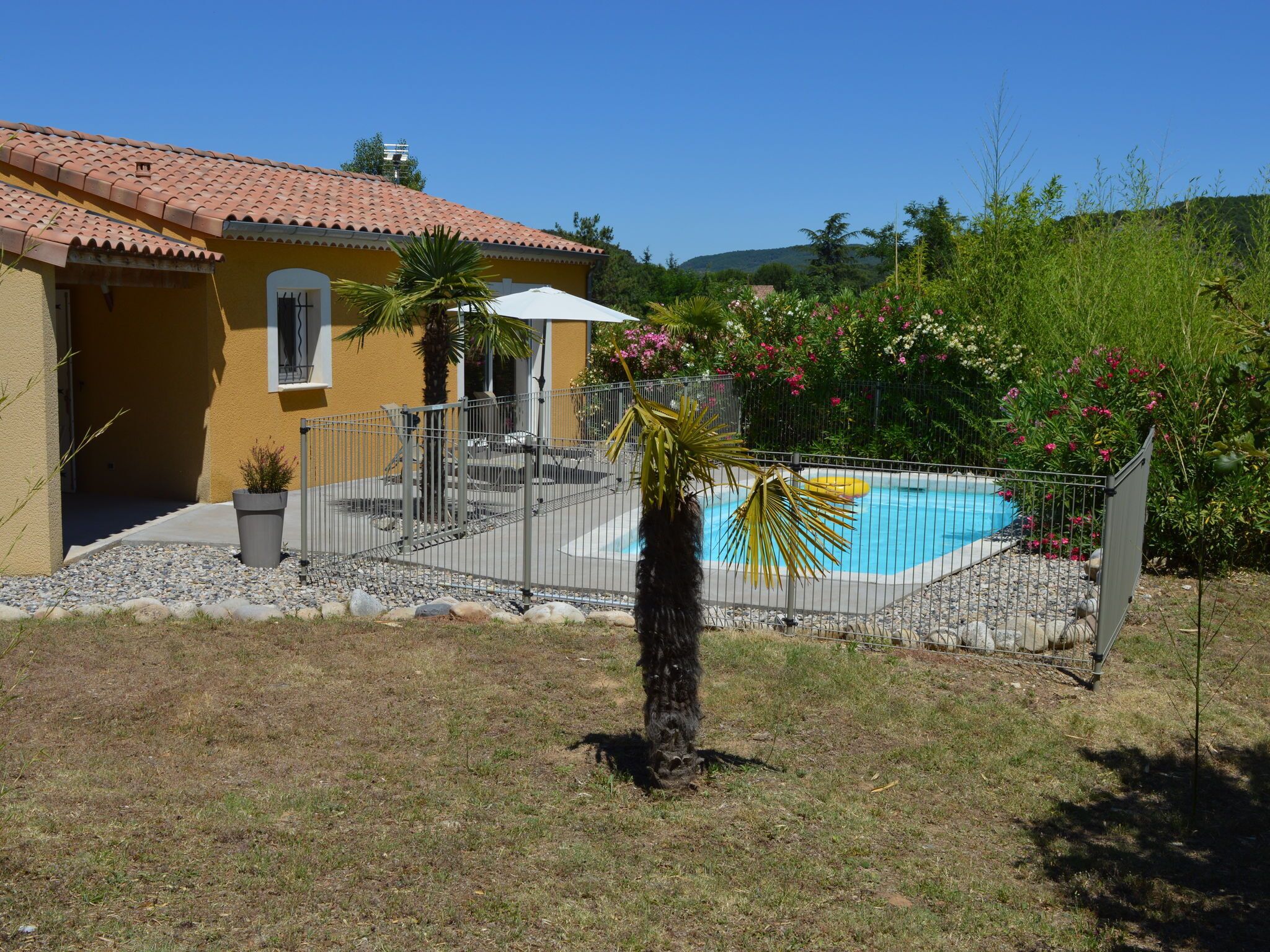 Villa | Exterior