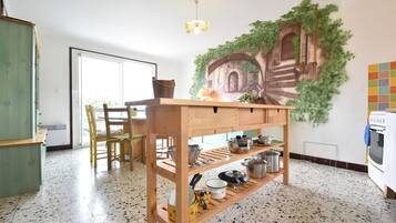 House | Dining